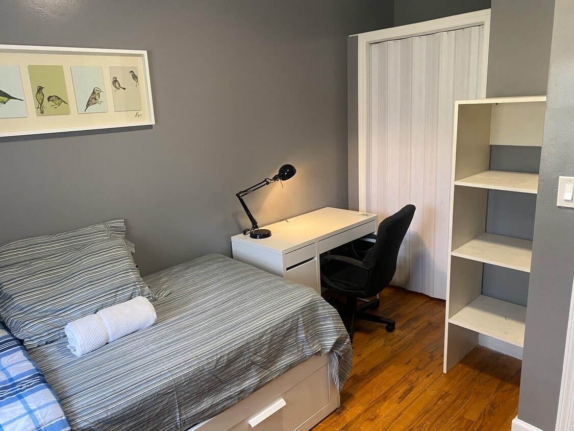 Photo - 315 Mt Eden Pkwy (The Bronx, NY)