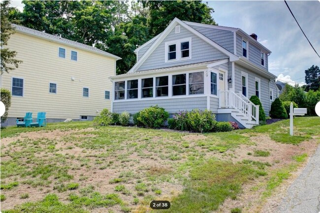 Building Photo - 69 King Philip Ave