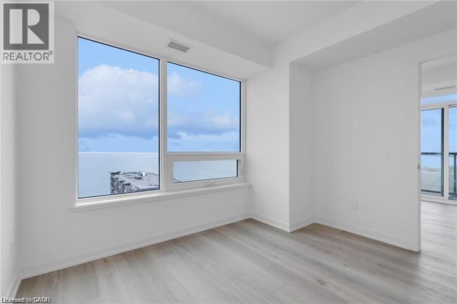 Building Photo - 385 Winston Rd