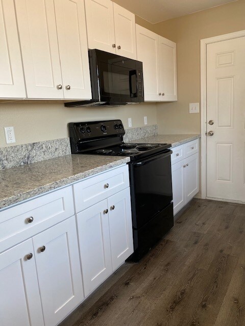 Kitchen Cabinets - 375 W Spruell Ave