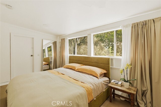 Foto del edificio - 5924 Hayes Ave