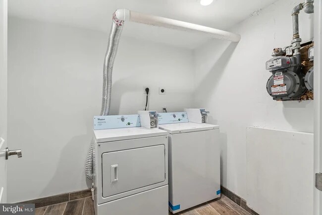 Foto del edificio - 2146 N Van Pelt St