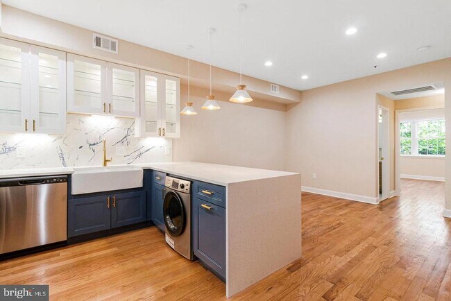 Foto del edificio - 1609 17th St SE