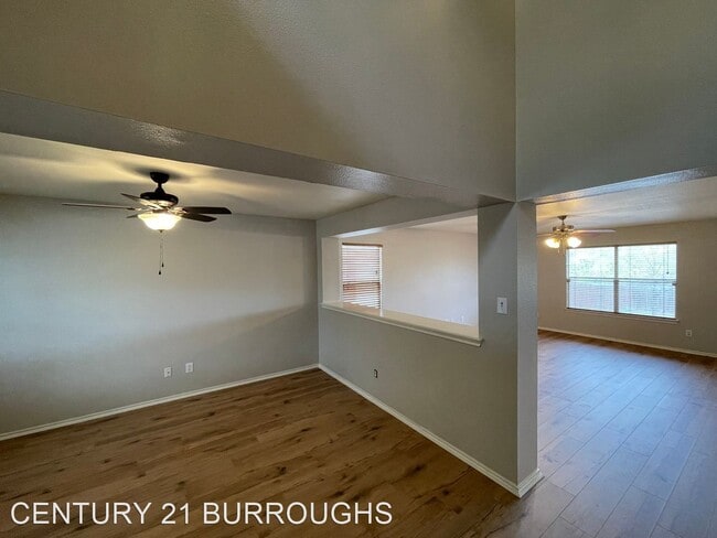 Building Photo - 4 br, 2.5 bath House - 204 Anvil Place