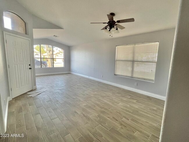 Building Photo - 12817 W Alvarado Rd