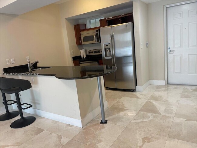 Foto del edificio - 7290 SW 90th St