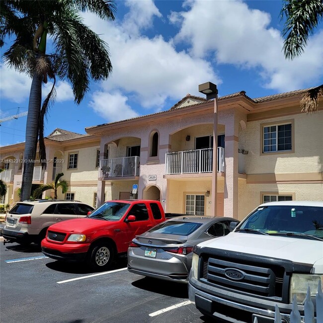 Foto del edificio - 2020 Taylor St
