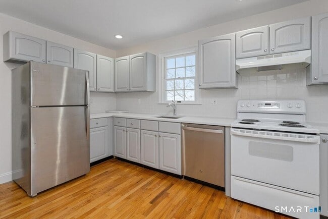 Building Photo - 85 Prospect St