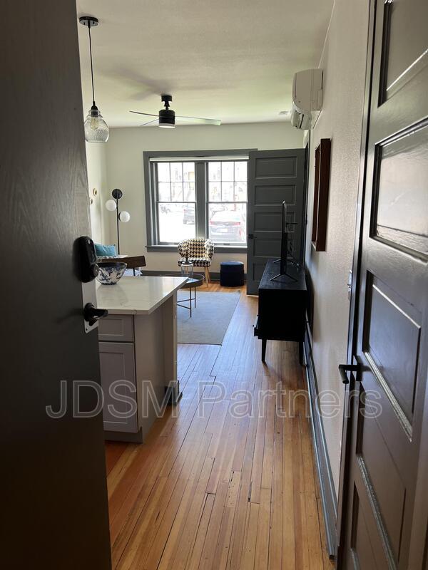 Foto del edificio - 630 E 16th Ave
