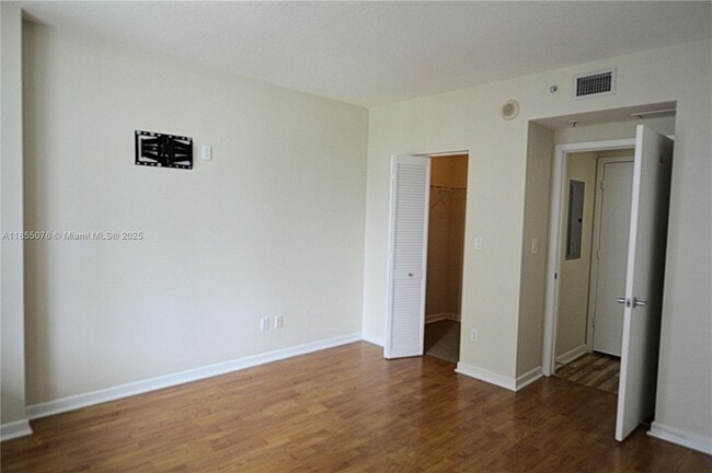 Building Photo - 335 S Biscayne Blvd
