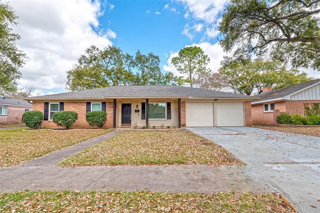 124 Dogwood St, Sugar Land, TX 77478 House for Rent in Sugar Land, TX