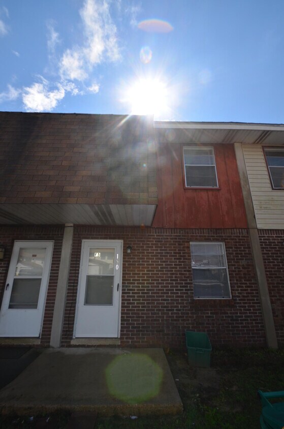 Primary Photo - 150 5th Ave