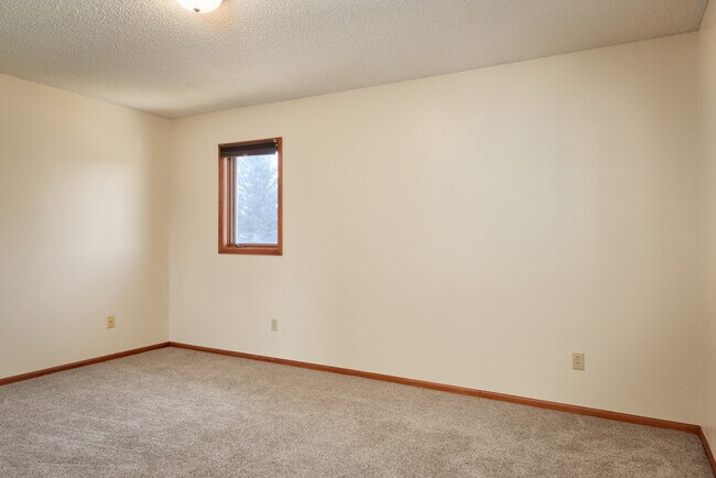 Foto del edificio - 5502 Townsend Pl