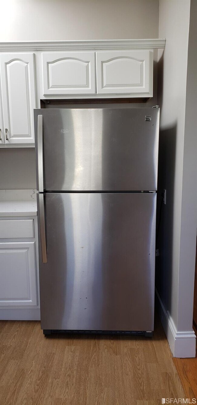 Foto del edificio - 381 21st Ave