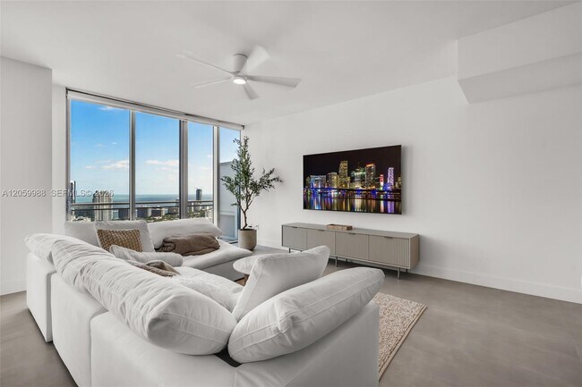 Foto del edificio - 92 SW 3rd St