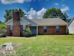 Building Photo - 7301 Hollorn Ln