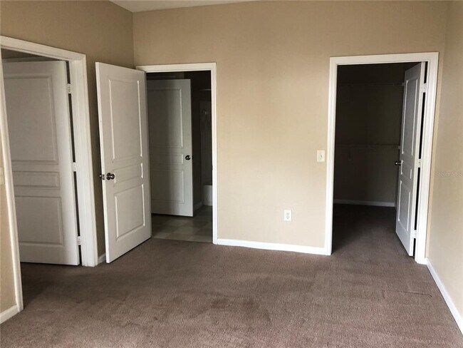 Building Photo - 1302 High Hammock Dr