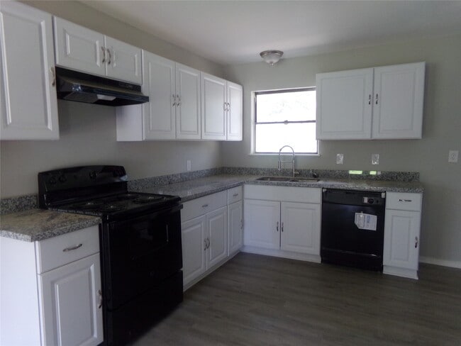 Foto del edificio - 414 Gardenia St