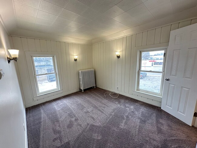 Foto del edificio - 311-315 N.Parker Dr.