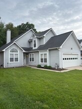 Building Photo - 14208 Greenview Dr