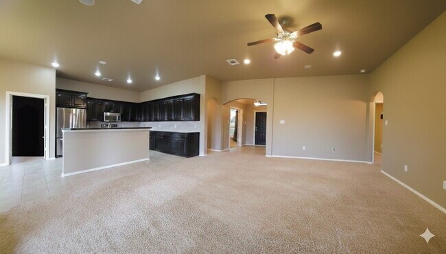 Foto del edificio - Wonderful Country Home with Plenty of Space!