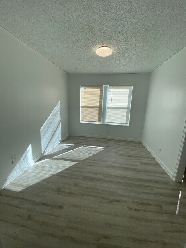 Foto del edificio - 3303 35th St