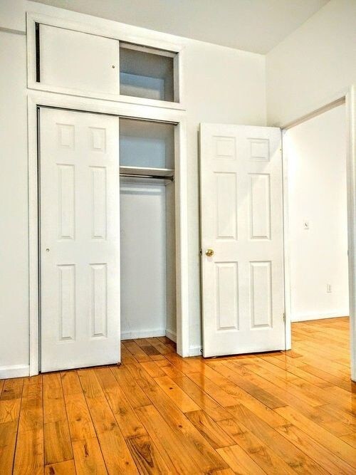 Foto del edificio - 249 E 51st St