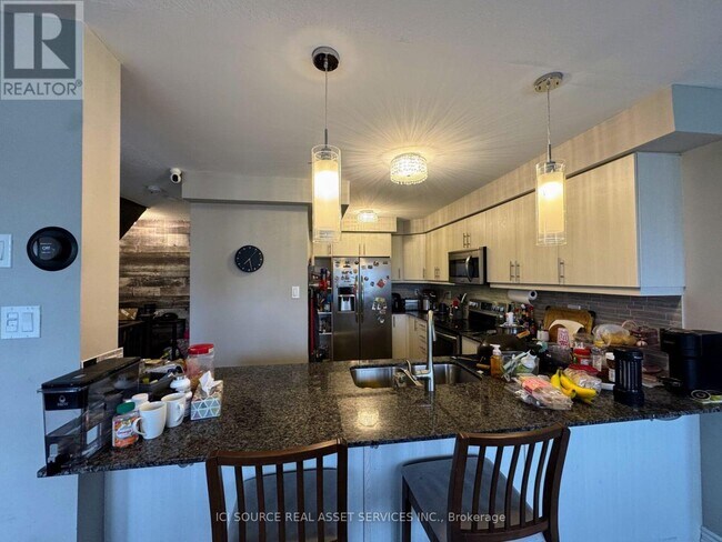 Building Photo - 543 Goldenrod Ln