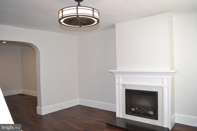 Foto del edificio - 123 S Matlack St