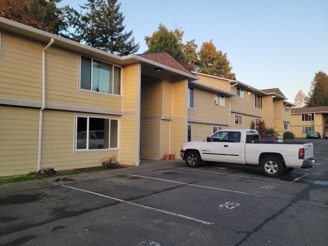 Building Photo - 1071 SE Kane Dr