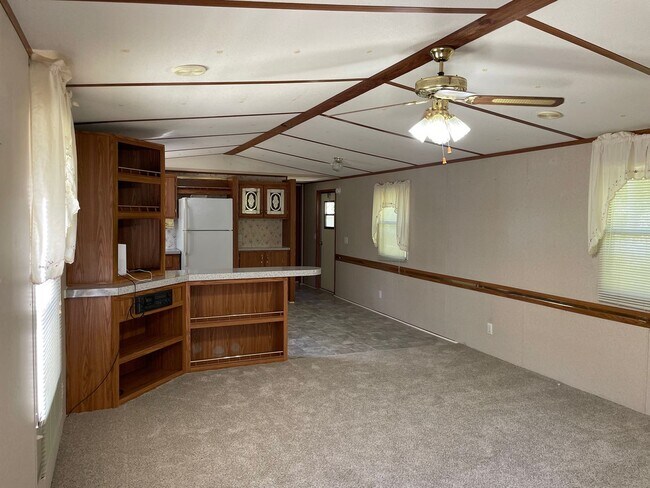 Foto del edificio - 2 bed 2 bath mobile home