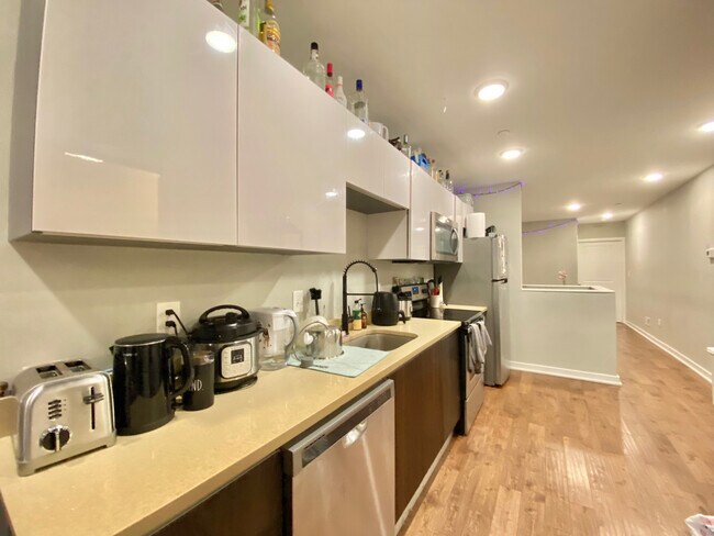 Foto del edificio - 1744 N 16th St
