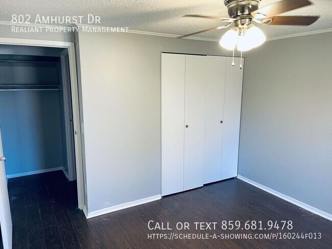 Foto del edificio - 802 Amhurst Dr