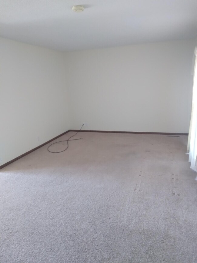 Building Photo - 2104 Timber Creek Dr
