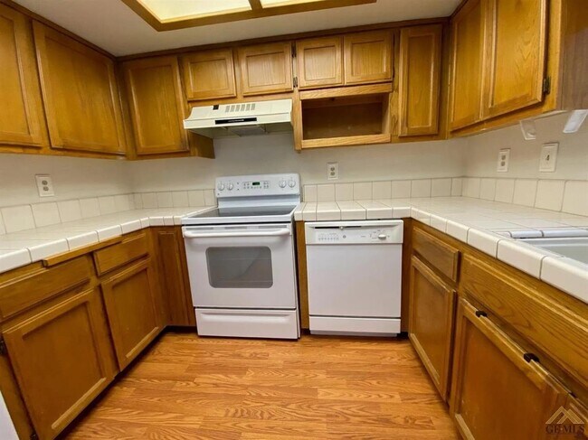 Foto del edificio - 2600 Brookside Dr