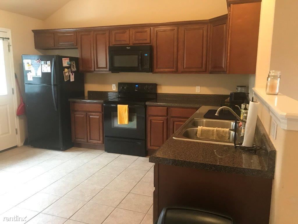 Foto del edificio - 3 br, 2 bath House - 3005 Southwest Greens...