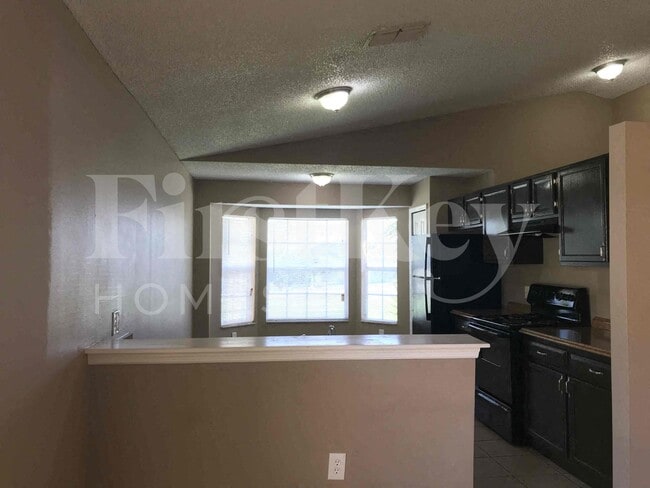 Building Photo - 6524 Viewpoint Ct