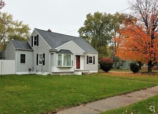 Building Photo - 2302 Chesning Ave