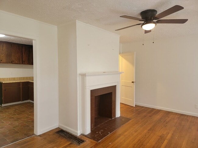 Foto del edificio - Affordable Living $1100 - Marta, AUC and C...