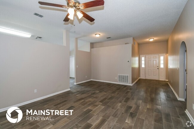 Building Photo - 1693 Spring Branch Dr W
