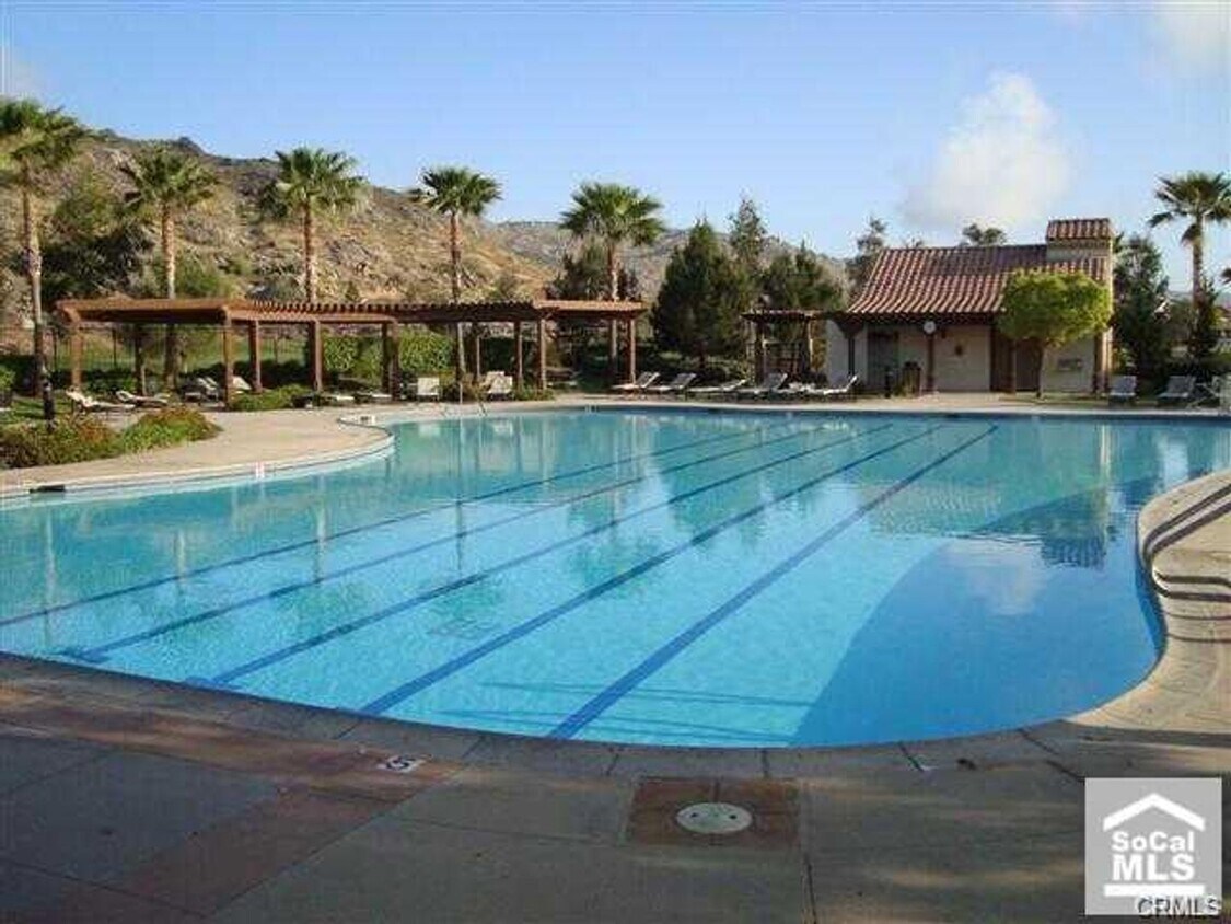 Foto del edificio - Great 2 bedroom + Den, 2 bath Home In Hemet Four Seasons! 55+ Call today
