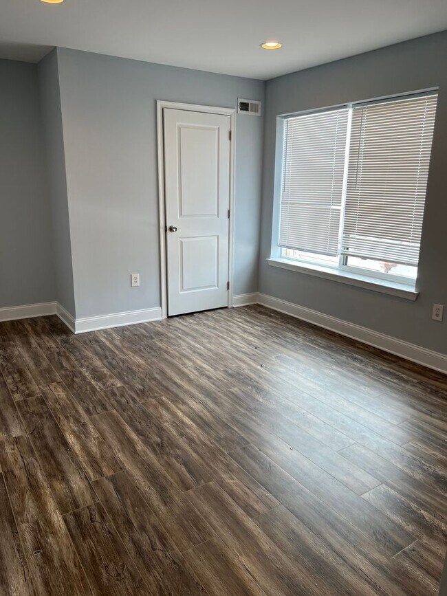 Foto del edificio - 1257-59 N Newkirk St
