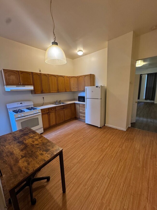 Foto del edificio - 2304 Ruskin Ave