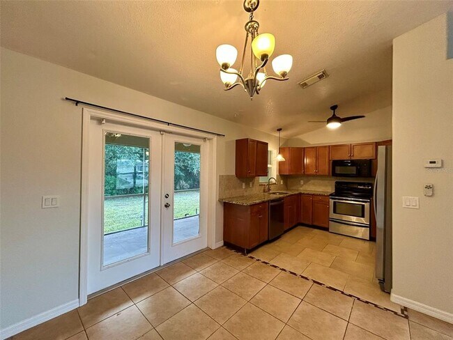 Foto del edificio - 2348 Cincinnati St