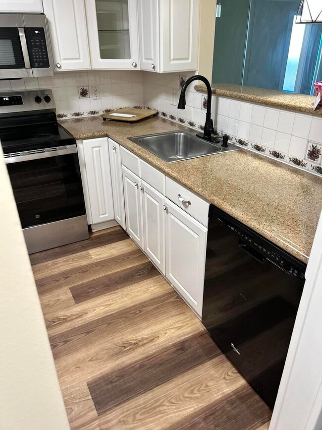 Building Photo - 5201 NW 2nd Ave