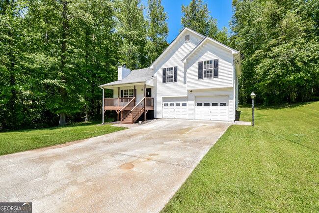 Building Photo - 522 Willow Creek Dr