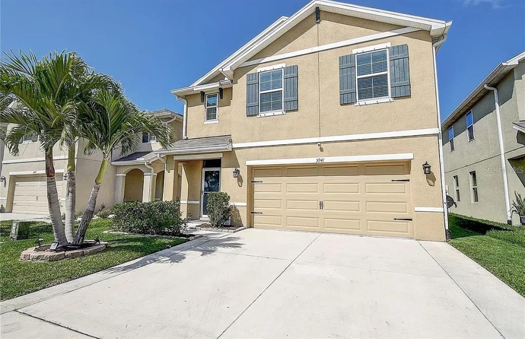 Foto principal - 5941-5981 81st Pl N