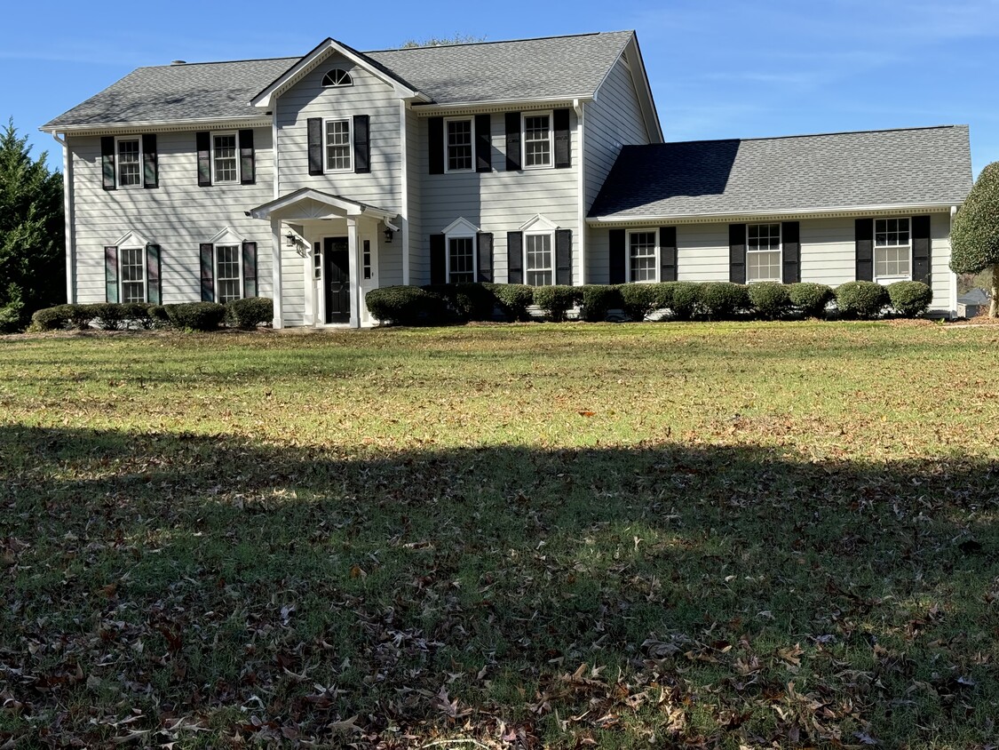 Foto principal - 110 Englewood Dr