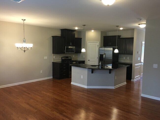 Foto del edificio - 727 Treviso Ln