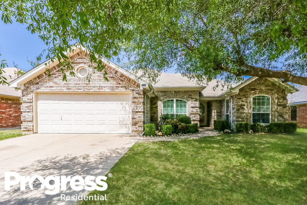 1120 Springwood Dr, Saginaw, TX 76179 House for Rent in Saginaw, TX